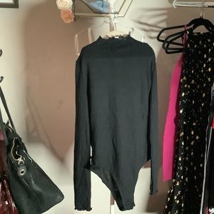 Black ribbed turtleneck bodysuit Sz medium longsleeve NWOT